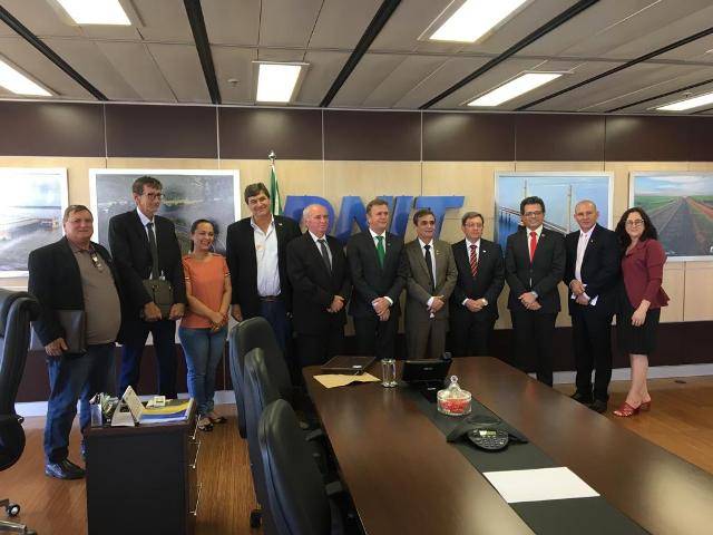Em comitiva de deputados em Brasília, Ezequiel cobra do Dnit  construção de trevo no entroncamento Vilhena/Colorado/Cerejeiras