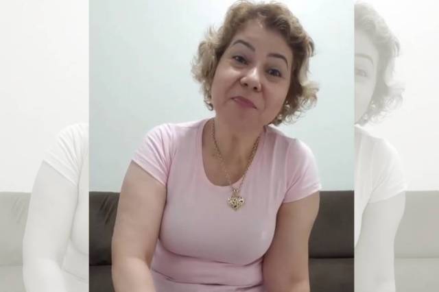 Professora que venceu o câncer grava vídeo e conscientiza mulheres a fazer exame preventivo em Cerejeiras
