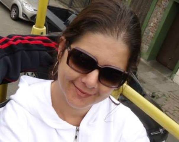 No Facebook, vereadora que havia negado intenção de se mudar de Chupinguaia anuncia que está pedindo afastamento do cargo