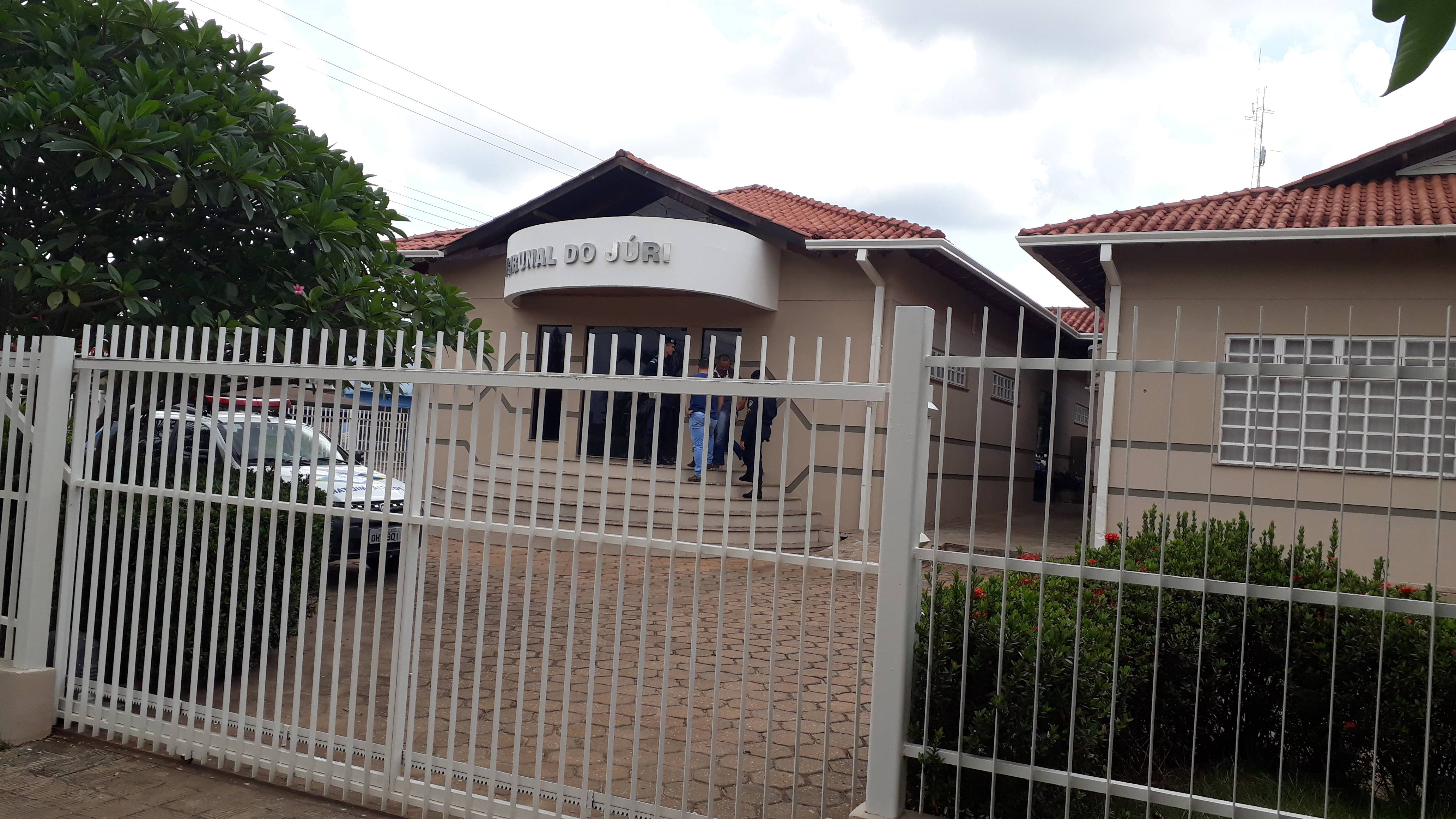 Começa em Cerejeiras novo julgamento de acusado de participação em crime que abalou Rondônia