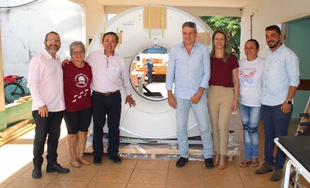 Importado da Europa, Tomógrafo de R$ 1,5 milhão chega e prefeitura promete colocar equipamento para funcionar em 60 dias