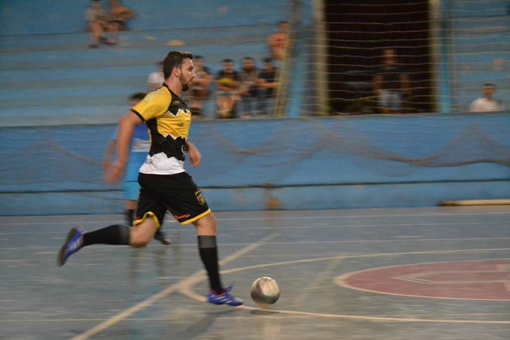 Chuva de gols pela Copa Vilhena de Futsal; rodada desta segunda teve média de 10 gols por jogo