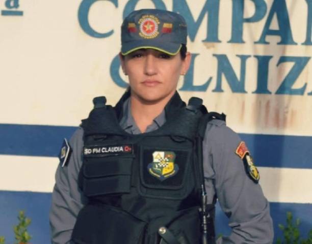 Policial feminina será homenageada em Estado vizinho após atirar na perna de agressor e impedir assassinato