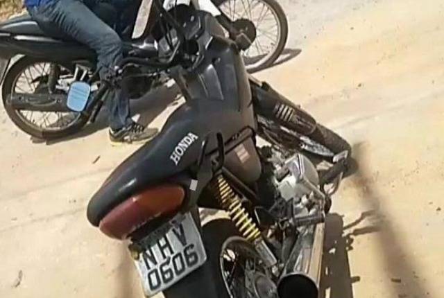 Mulher de 39 anos é rendida e tem moto levada por bandidos, mas policiais militares recuperam veículo