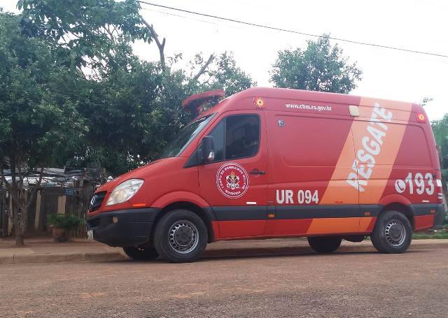 Bombeiros lutam para salvar recém-nascida, mas menina de um mês não resiste e morre após ser amamentada