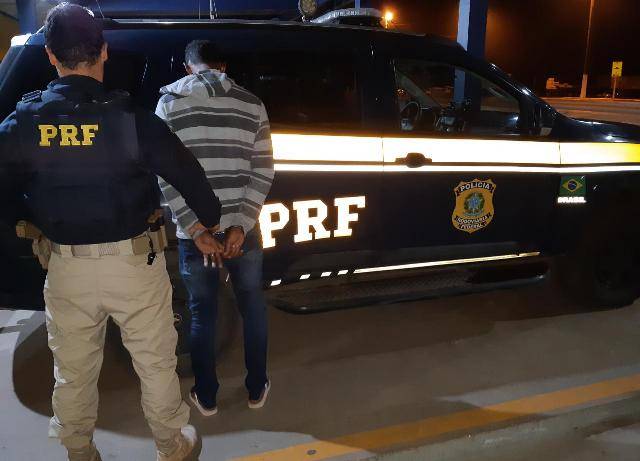 Morador de Vilhena, rapaz de 24 anos é preso trazendo quase 7 kg de maconha para revender na cidade