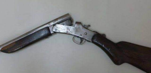 Durante pescaria na área rural de Vilhena, homem de 44 anos vai manusear espingarda e atira no próprio pé