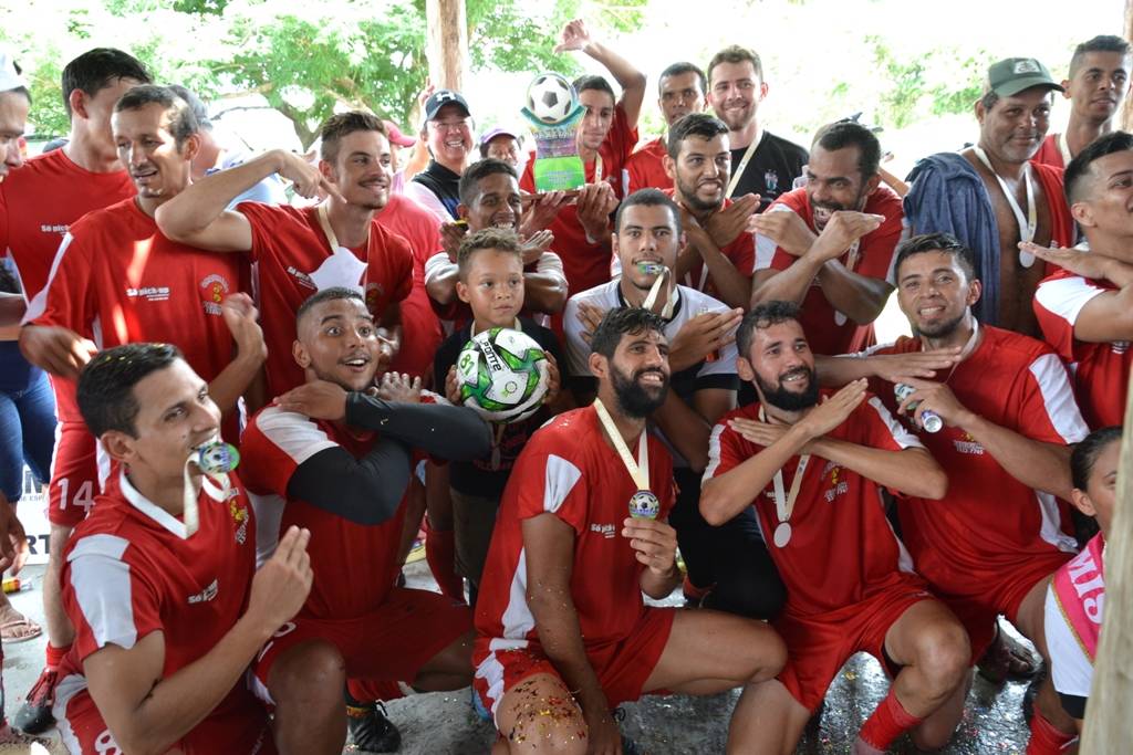 Vista Alegre vence o Sport Conquista e levanta a taça do Ruralzão 2019