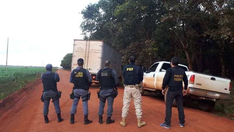 Ação da PF e PM apreende 300 kg de cocaína; droga seria levada de cidade vizinha para o Estado de Goiás