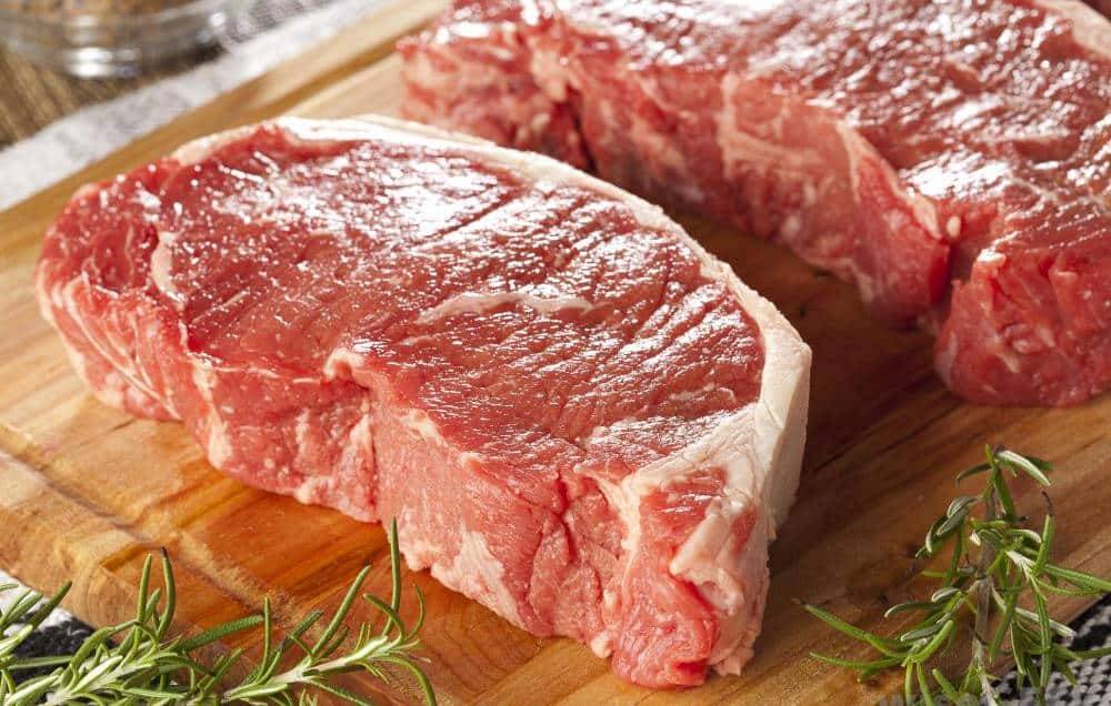 Com alta no preço, consumidor troca carne de primeira pela de segunda, mas mantém consumo no Cone Sul