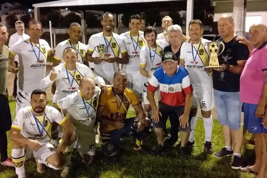 Metal Ferro conquista o Campeonato Regional de Futebol Soçaite 4.0