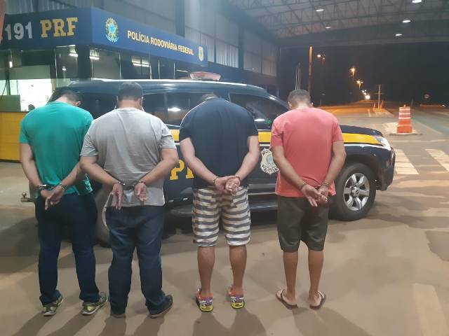 Em Vilhena, agentes da PRF prendem quatro goianos com documentos falsos e que teriam aplicado golpes em Rondônia