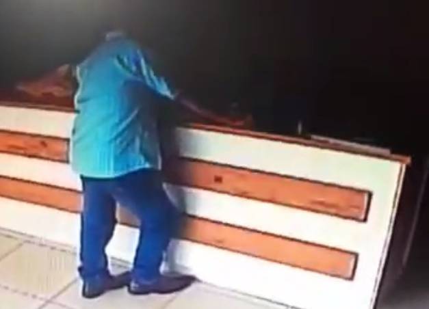 VEJA VÍDEO: Câmeras de segurança flagram homem que furtou celular em Vilhena e autor do crime é identificado