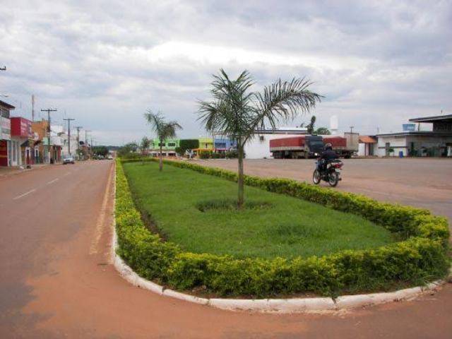 Após provocar acidente em cidade vizinha, servidora pública dá exemplo de gentileza e honestidade no trânsito