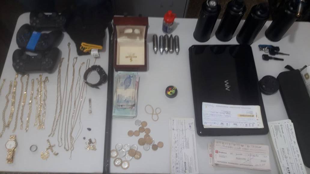 Rapaz de 17 anos que praticou, sozinho, furto milionário em empresa é preso em cidade da região