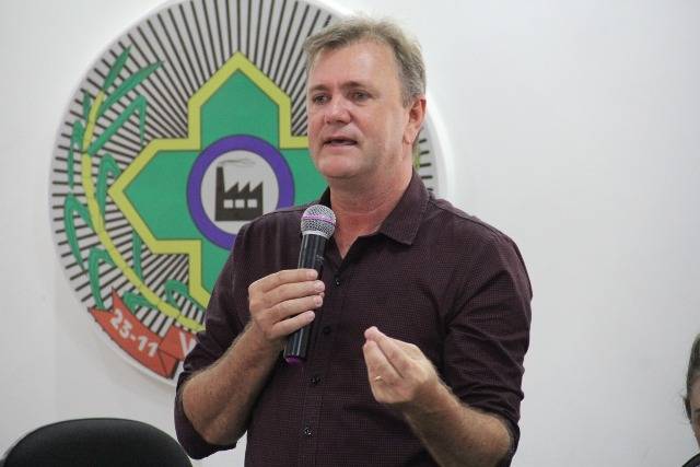 Escritórios da Emater em três cidades do Cone Sul recebem veículos através de emenda de Luizinho Goebel