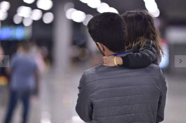 OPINIÃO: brasileiros ilegais deportados pelos EUA são apedrejados pelos dois lados do conflito ideológico