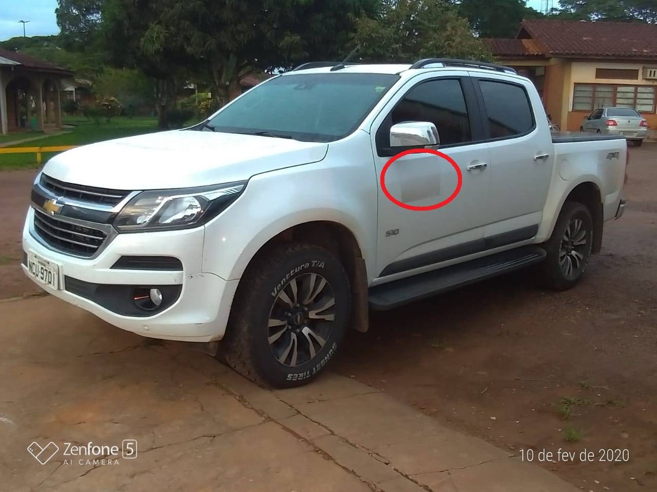 Leitor denuncia secretário que teria viajado com carro oficial descaracterizado; Dornelas nega ilegalidade