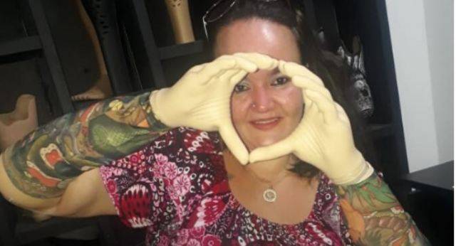 VÍDEO: mulher que teve mãos amputadas pelo marido ganha próteses após vaquinha virtual organizada por amigos