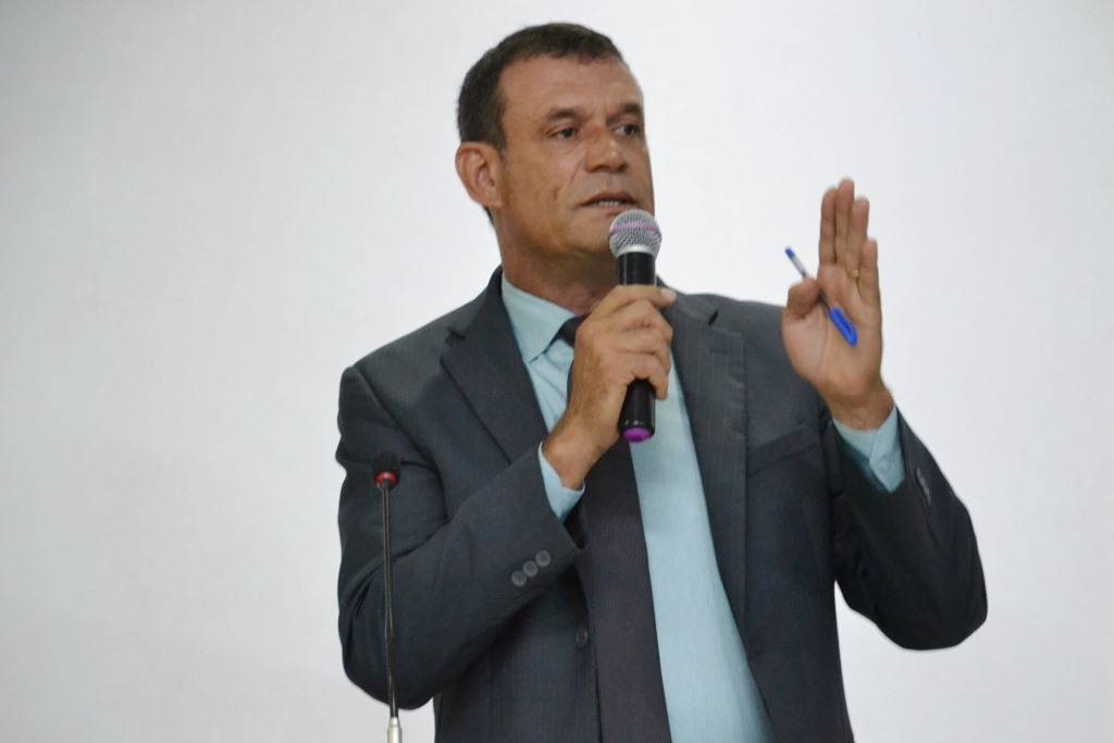 Câmara devolve R$ 1 milhão para Saúde e vereador oposicionista esculhamba secretário: “não fez nada”