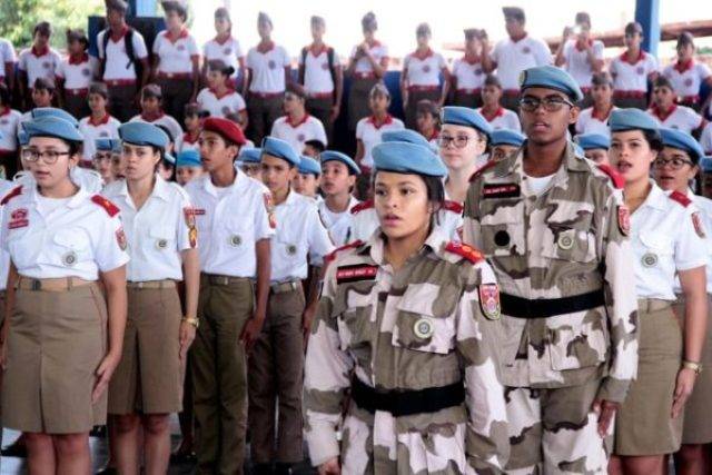 Escola cívico-militar de Rondônia ganha destaque no país ao afastar professores que queriam ir a reunião de sindicato