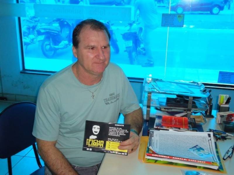 Padre que atuou em Vilhena é sequestrado no Mato Grosso; polícia atira em pneus de carro roubado e prende bandido