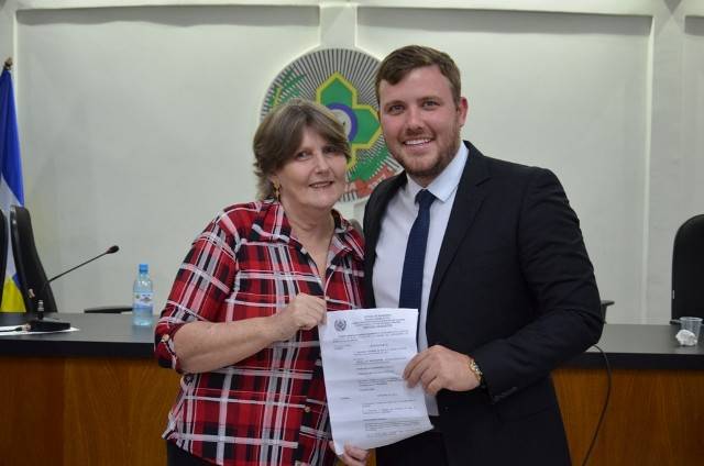 Proposta por vereador, lei municipal que prioriza atendimento a pessoas com fibromialgia é aprovada em Vilhena