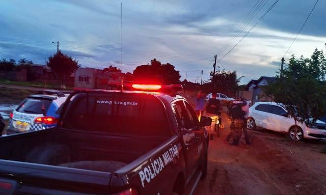 Intervenção de policiais evitou que rapaz de 22 anos fosse “linchado” após furto de smartphone em casa noturna