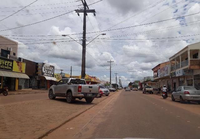 Mesmo sem casos suspeitos, cidade de Cerejeiras toma medidas contra o Coronavírus; em hospital, servidores usam máscaras