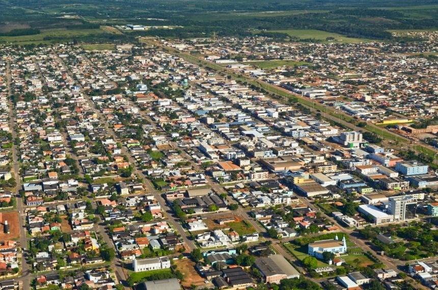 Comitê mantém decreto e descarta abertura imediata do comércio em Vilhena; restrições valem até o fim do mês