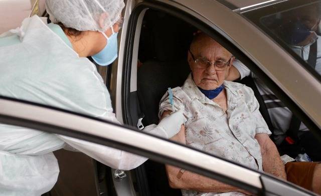 Dia D contra a gripe começa neste sábado: idosos poderão se vacinar em Vilhena sem precisar descer do carro; veja locais