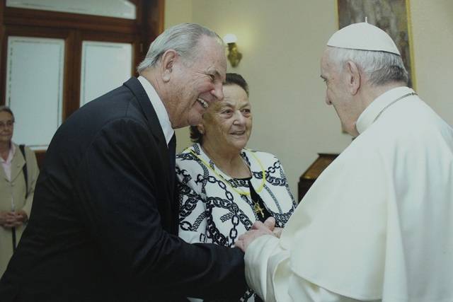 Em missa de aniversário da Eucatur, fundador chora e fala do momento atual: “Nunca tivemos uma paralisação como esta”