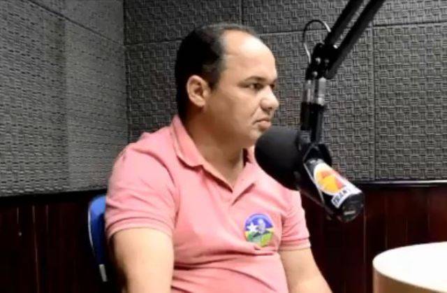 Vereador reage a acusações, chama radialista de “hipócrita” e lembra acusação de abuso sexual contra autônomo
