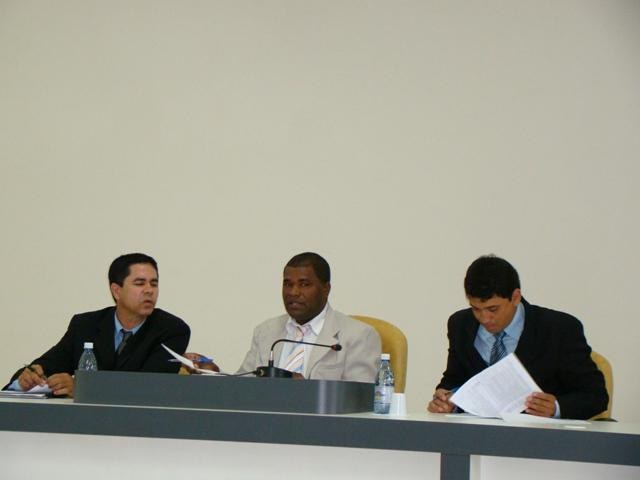 Câmara de Vilhena gasta R$ 250 mil por mês só com salários