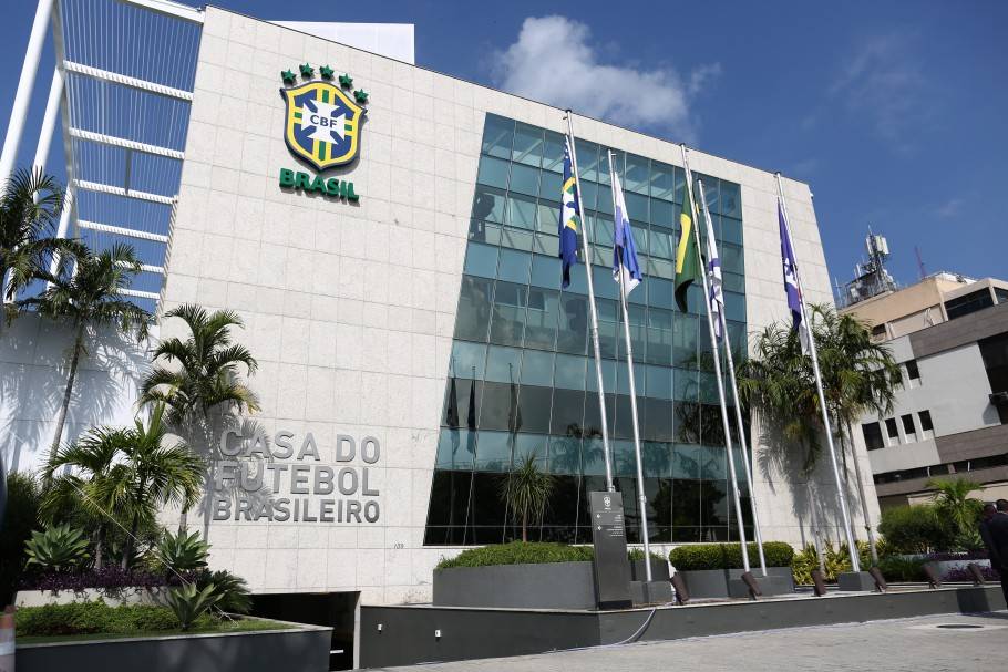 CBF isenta clubes de taxas de registro e transferência de atletas