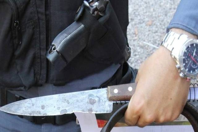 Preso rapaz acusado de cometer assaltos em Vilhena; num, ele ameaçou atirar na cabeça de adolescente