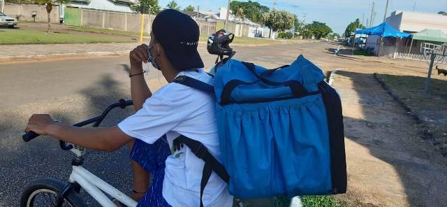 Longe de aplicativos, jovem aproveita segmento crescente durante pandemia e quer ajudar amigos que estão desempregados