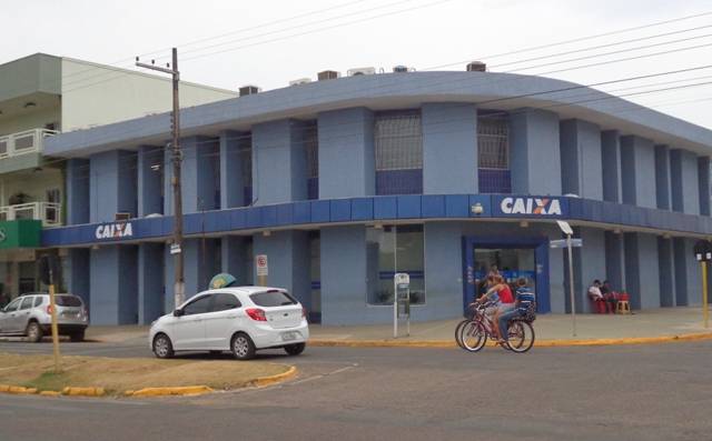 Dona-de-casa vilhenense aciona a polícia após golpista de Brasília “roubar” seu auxílio emergencial de R$ 600 na Caixa
