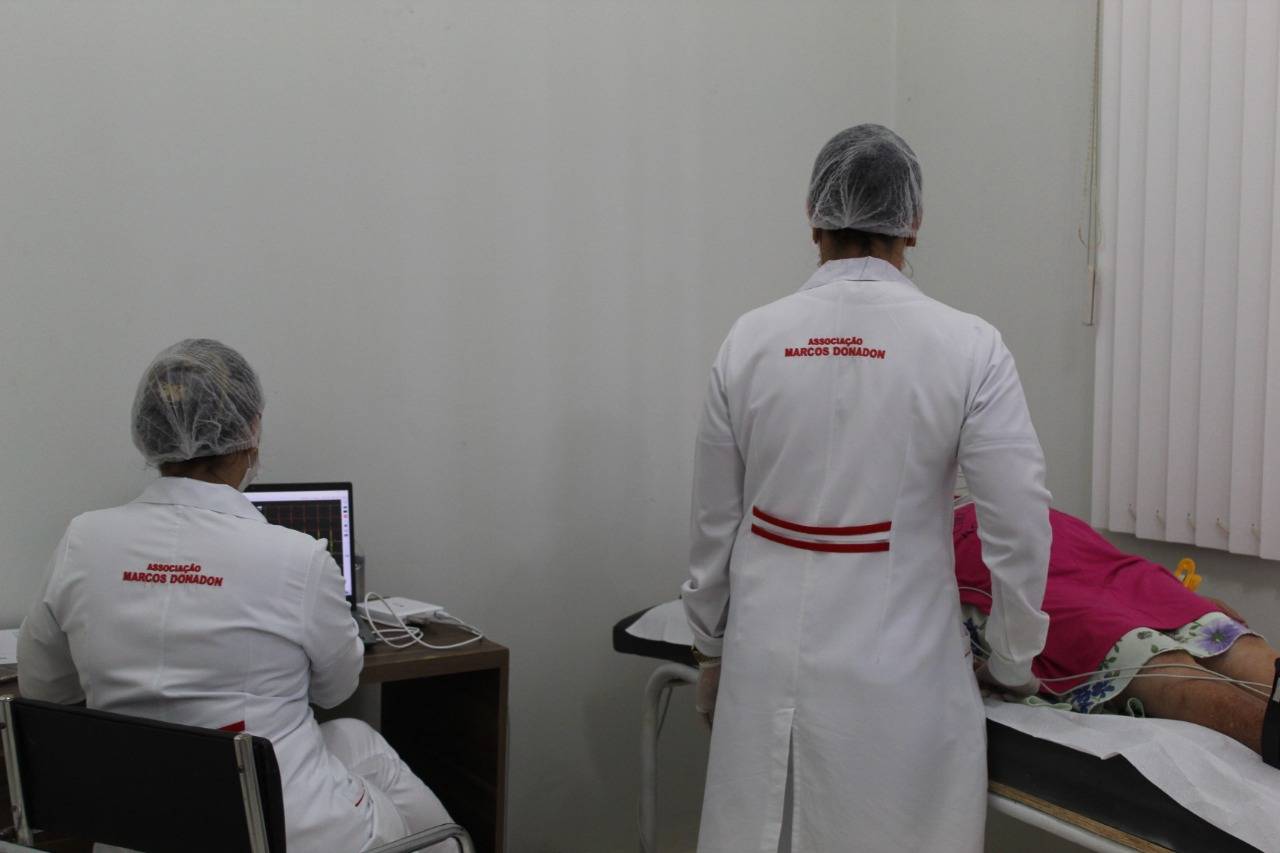 Associação Marcos Donadon adquire aparelho para realização de eletrocardiograma que vai atender Vilhena e região