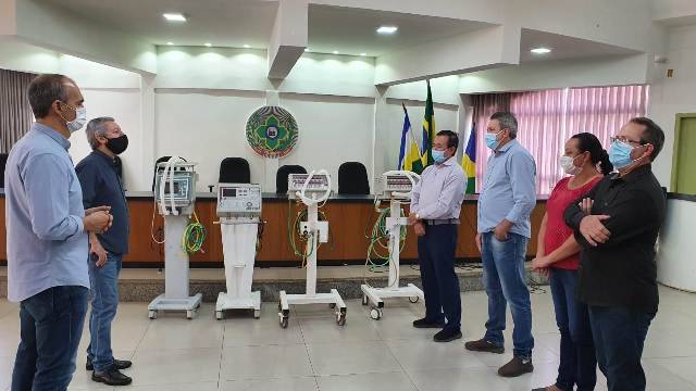 Sicoob Credisul entrega respiradores para Prefeitura de Vilhena e ajuda a comprar máscaras, álcool em gel, termômetros e EPIs
