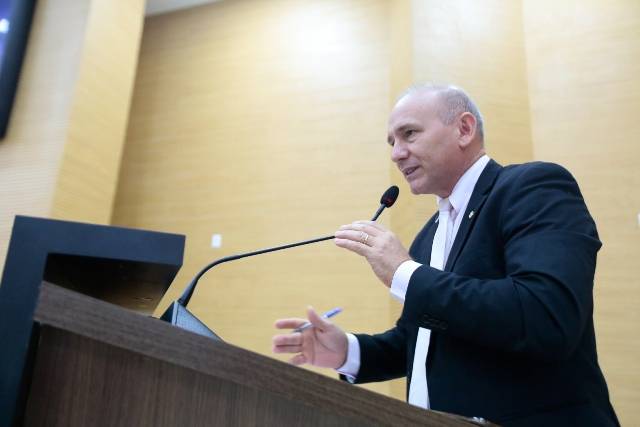 Atendendo indicação do deputado Ezequiel Neiva, Governo faz cotação para hospedar servidores da Saúde em hotéis