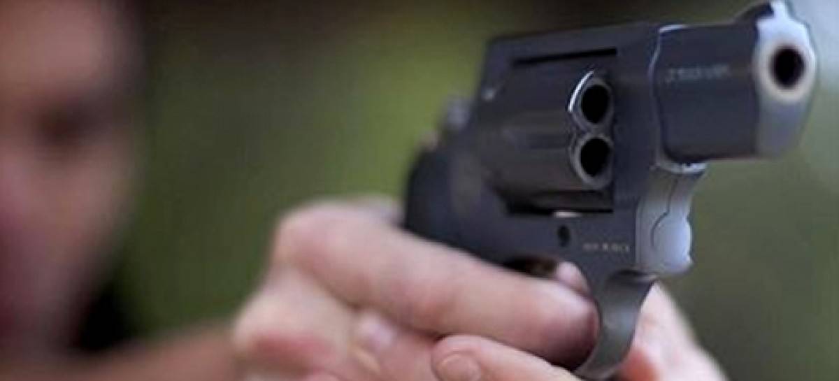 Ladrão invade padaria e mantém comerciante e filha de 04 anos sob a mira de arma, em Vilhena