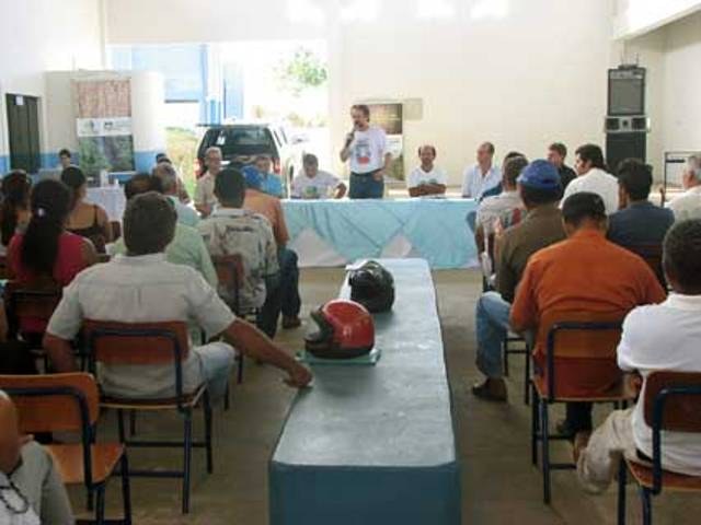 Agricultores de Chupinguaia e Novo Plano fazem acordo com MP