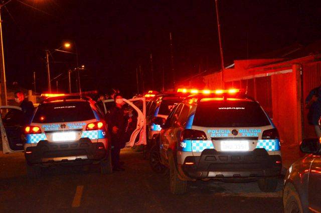 Presos em Chupinguaia, suspeitos de tráfico são trazidos para Vilhena; maconha foi encontrada em geladeira