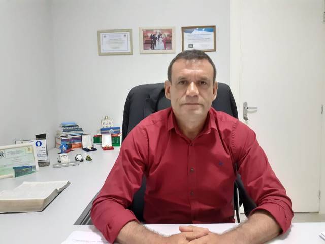 Após prefeito mandar “parar com a politicagem”, vereador rebate declaração e cita exemplo do governador de Rondônia