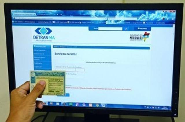 Servidor público embriagado atropela motoqueiro e foge, mas acaba localizado pelo número de placa do carro