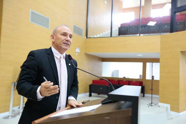 Deputado Ezequiel Neiva comemora início da construção da ponte sobre o rio Escondido, em Cabixi