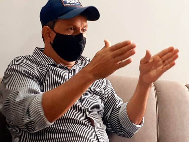 VEJA PRINTS: empresário salva mensagens e diz que vai denunciar secretário na polícia por suposta ameaça de morte