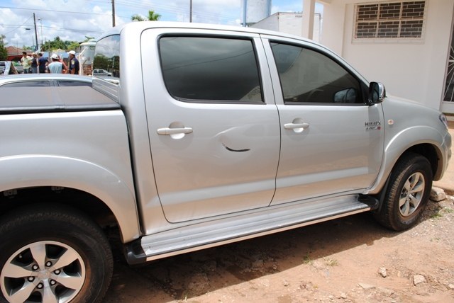Dono de Hilux exige que bicicleteiro pague prejuízos de batida