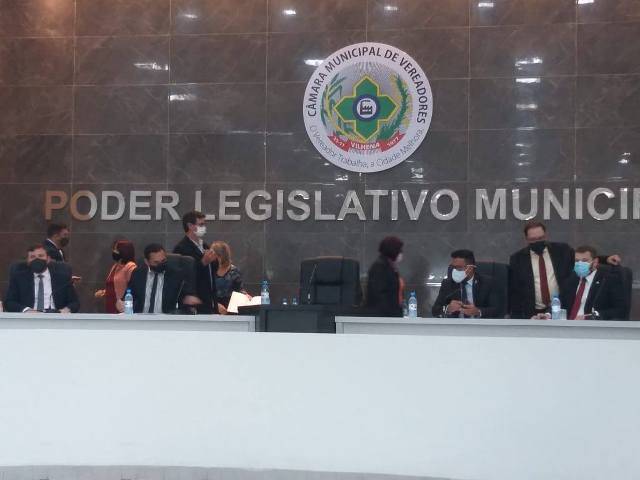 Vereadores mudam lei municipal e nova regra decide quando prefeito pode decretar lockdown e fechar comércio